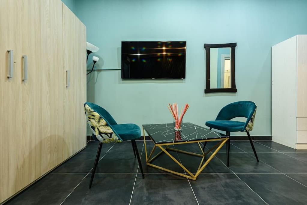 City Life - Per 9 Persone Al Centro Apartment Naples